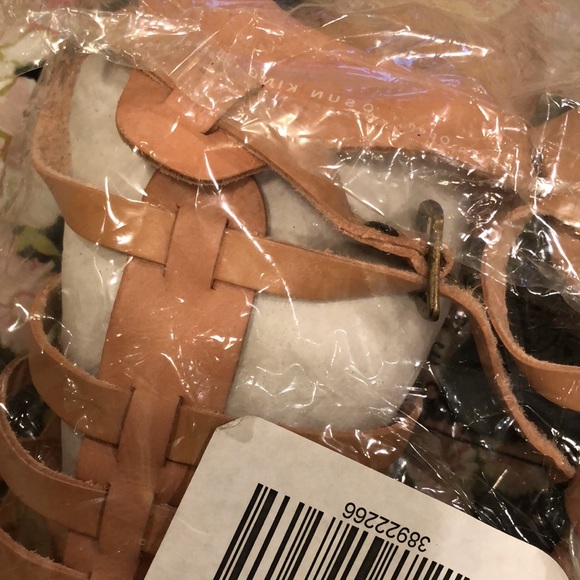 Urban Outfitters Leather Gladiator Strap Sandals - Picture 4 of 5